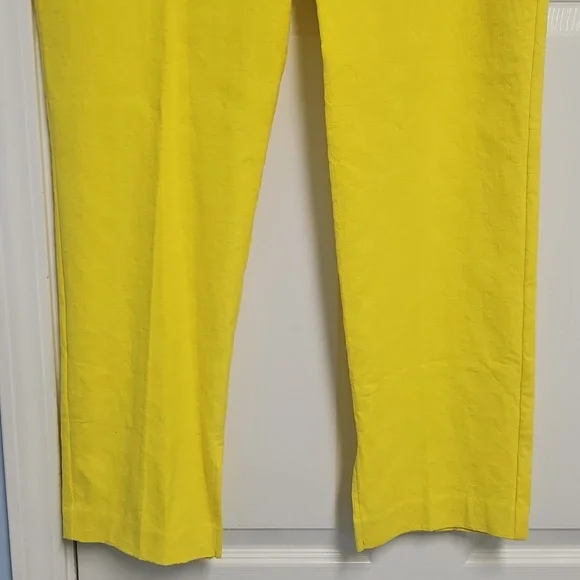 Trina Turk Slim Leg Stretch Cropped Pant: Geo Jacquard Yellow: Size- 10 - Picture 6 of 16